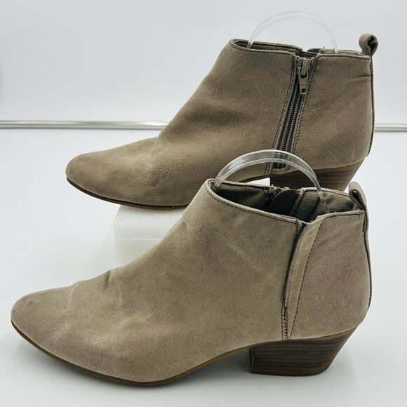 Old Navy Womens Tan Faux Suede Ankle Booties Boots Block Heel Side Zip Size 8 - Picture 1 of 9